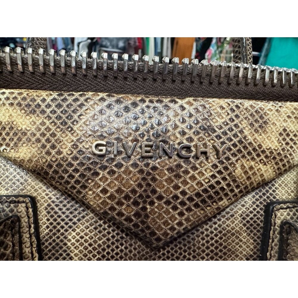 Authentic Retired Givenchy Lizard Handle Antigona… - image 2